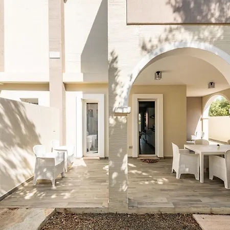 Elizabeth House Villasimius