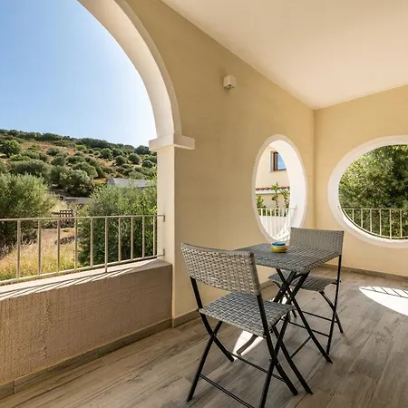 Elizabeth House * Villasimius